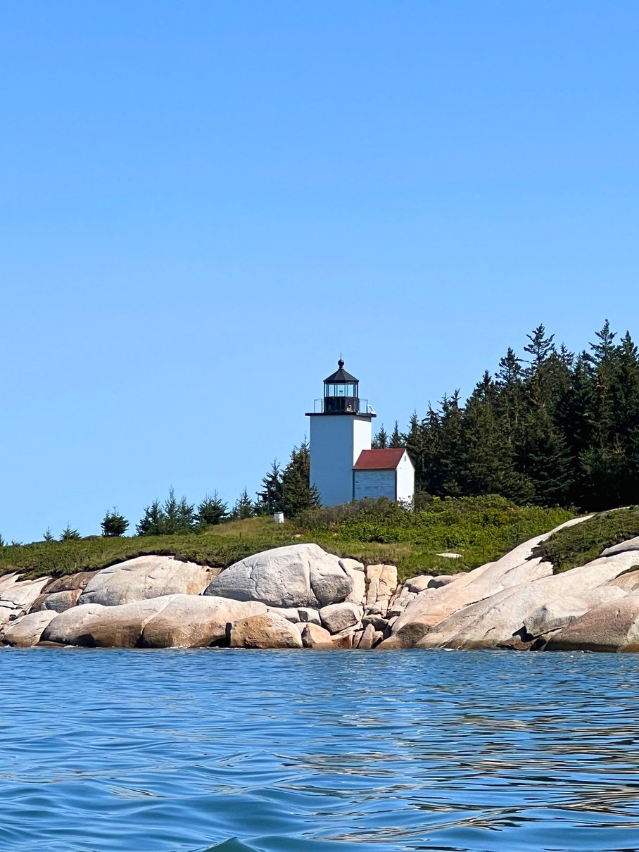 lighthouse on mark island